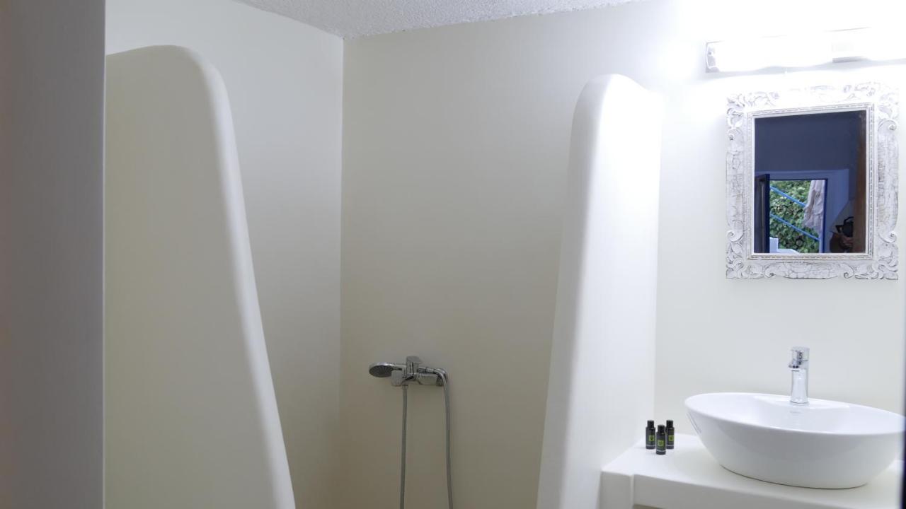 Pepi'S Rooms Triovasalos Exterior photo